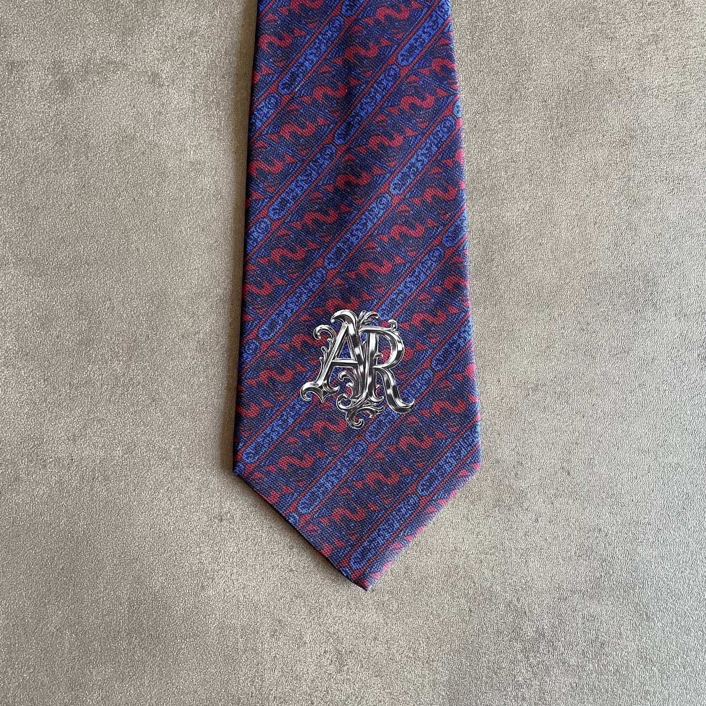 Vintage Tie "AR" Chrome