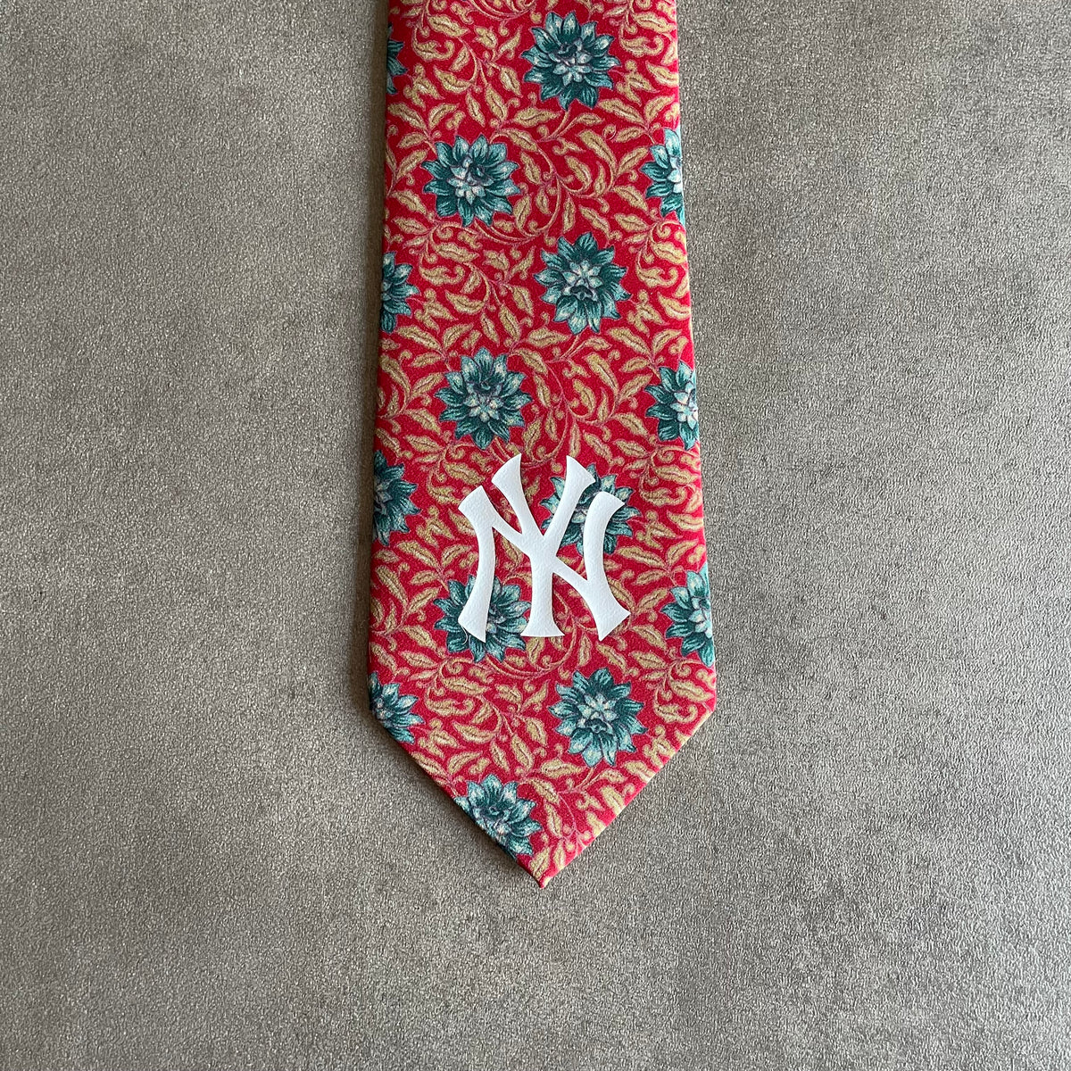 Vintage Custom New York Yankees Tie