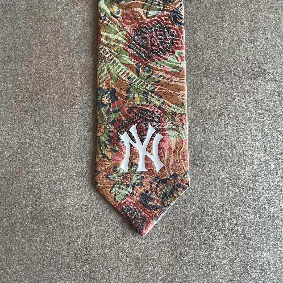 Vintage Custom New York Yankees Tie