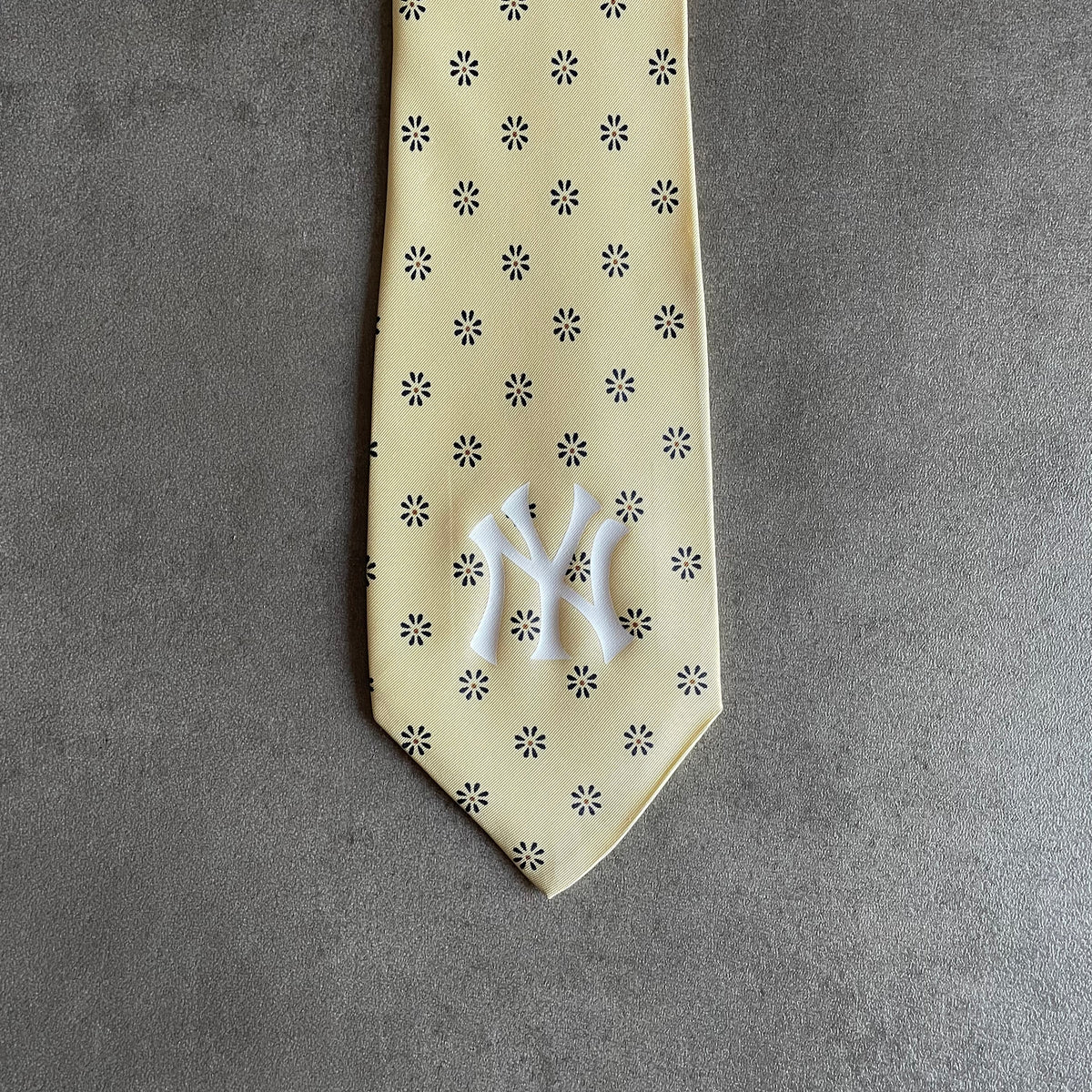 Vintage Custom New York Yankees Tie