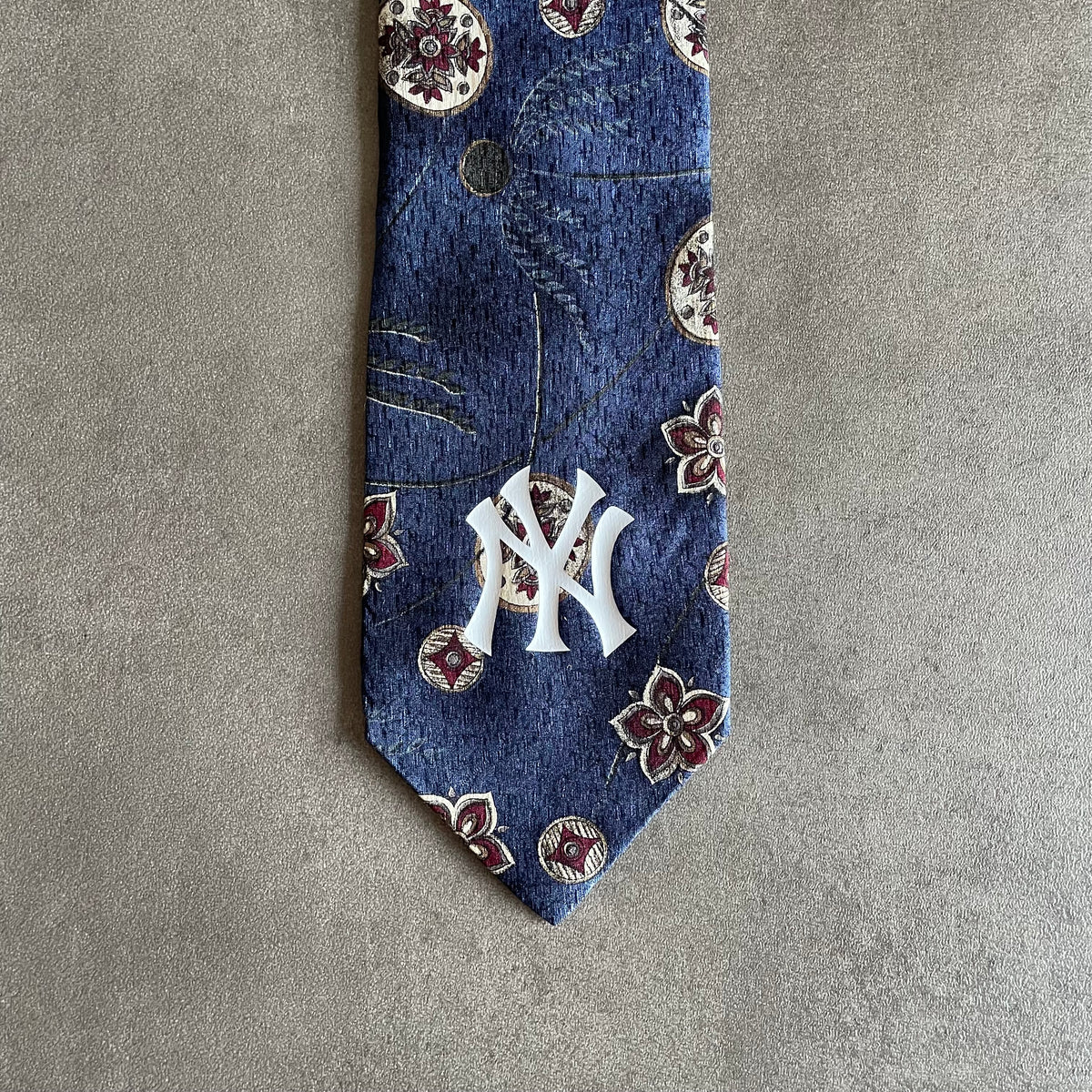 Vintage Custom New York Yankees Tie