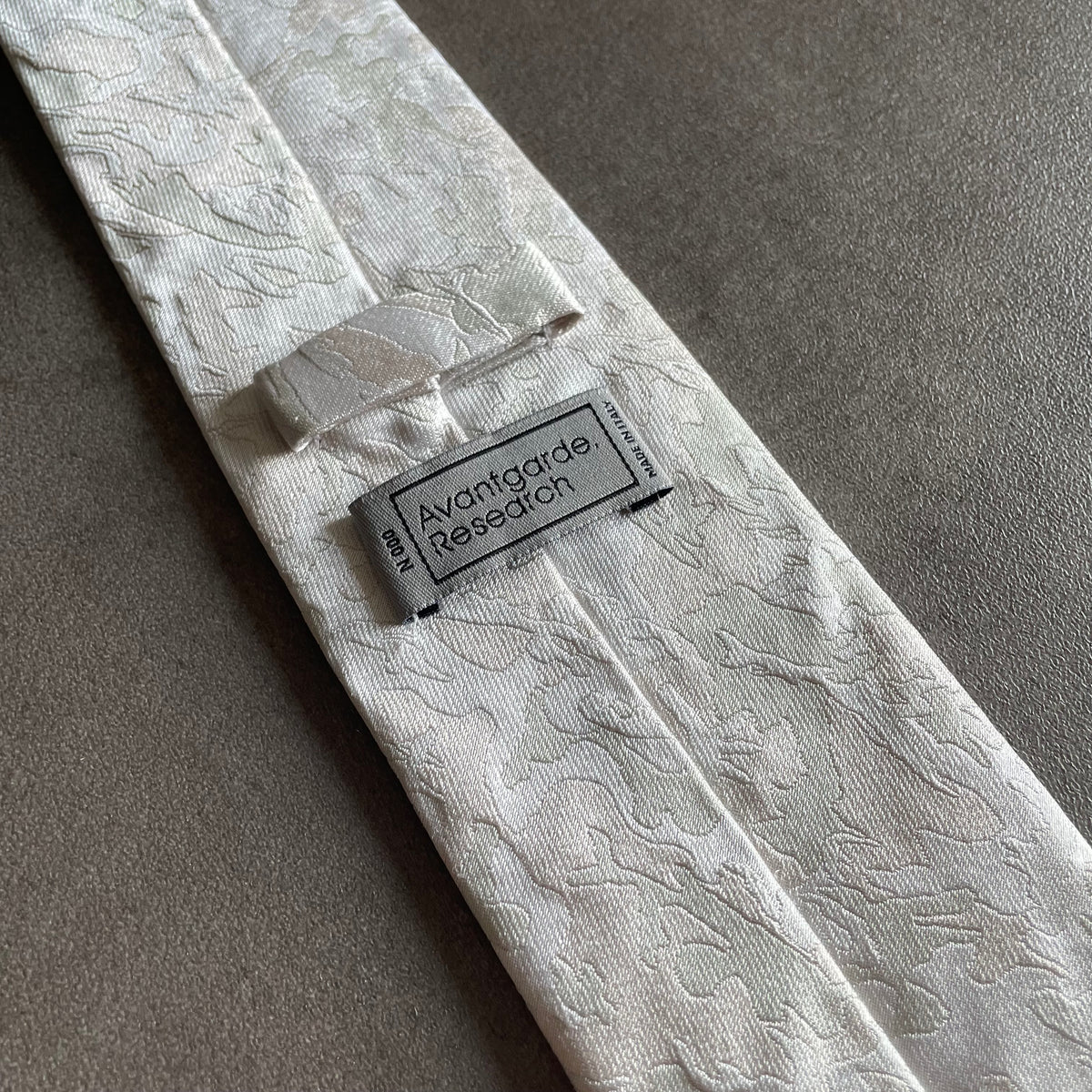 Woodland White Tie - Collection 000