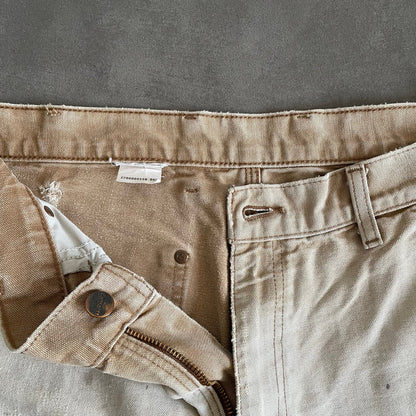 DIRTY AND DISTRESSED CARHARTT DOUBLE KNEE