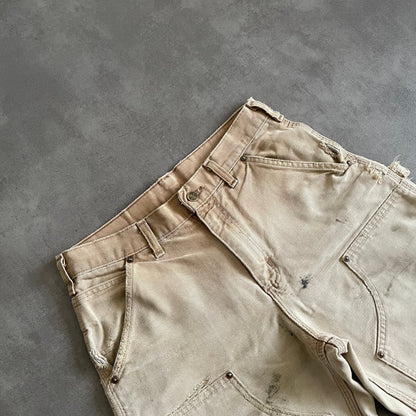 DIRTY AND DISTRESSED CARHARTT DOUBLE KNEE