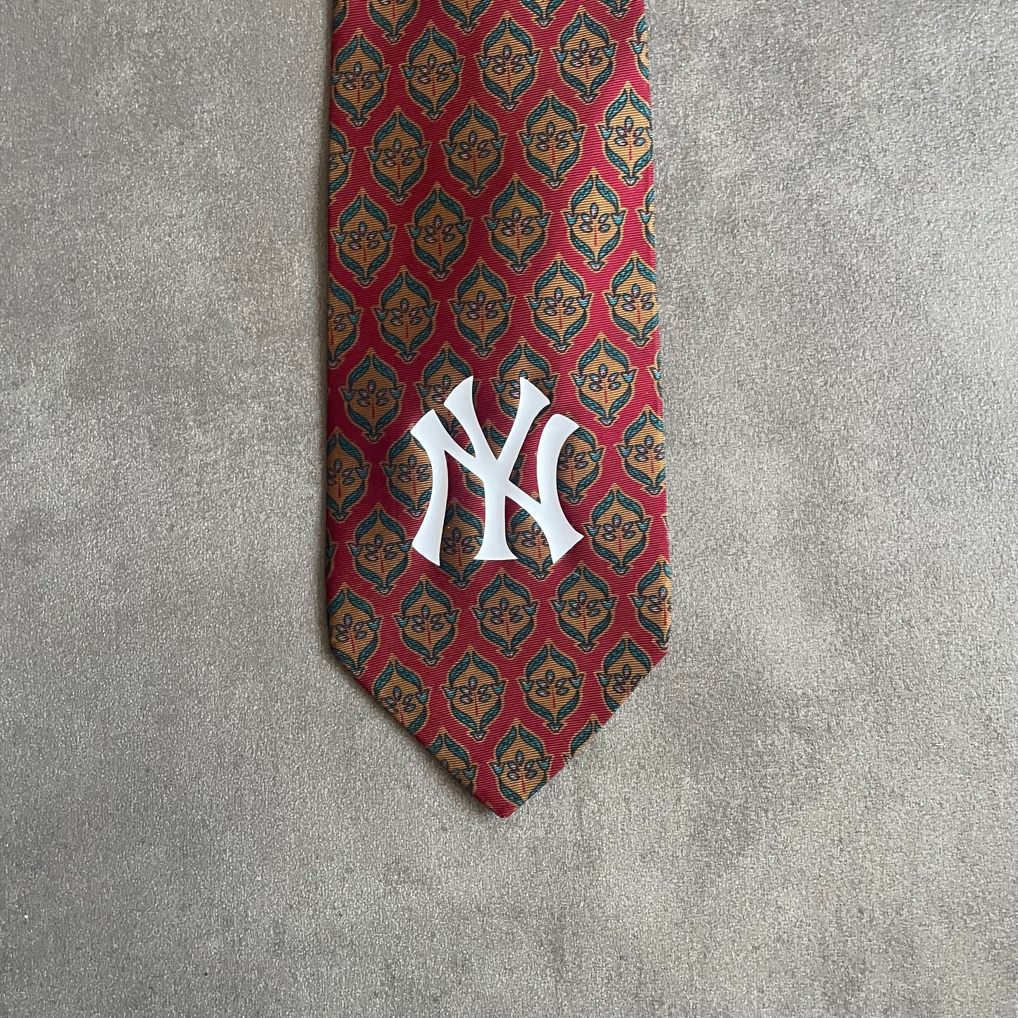 NEW YORK CUSTOM TIE