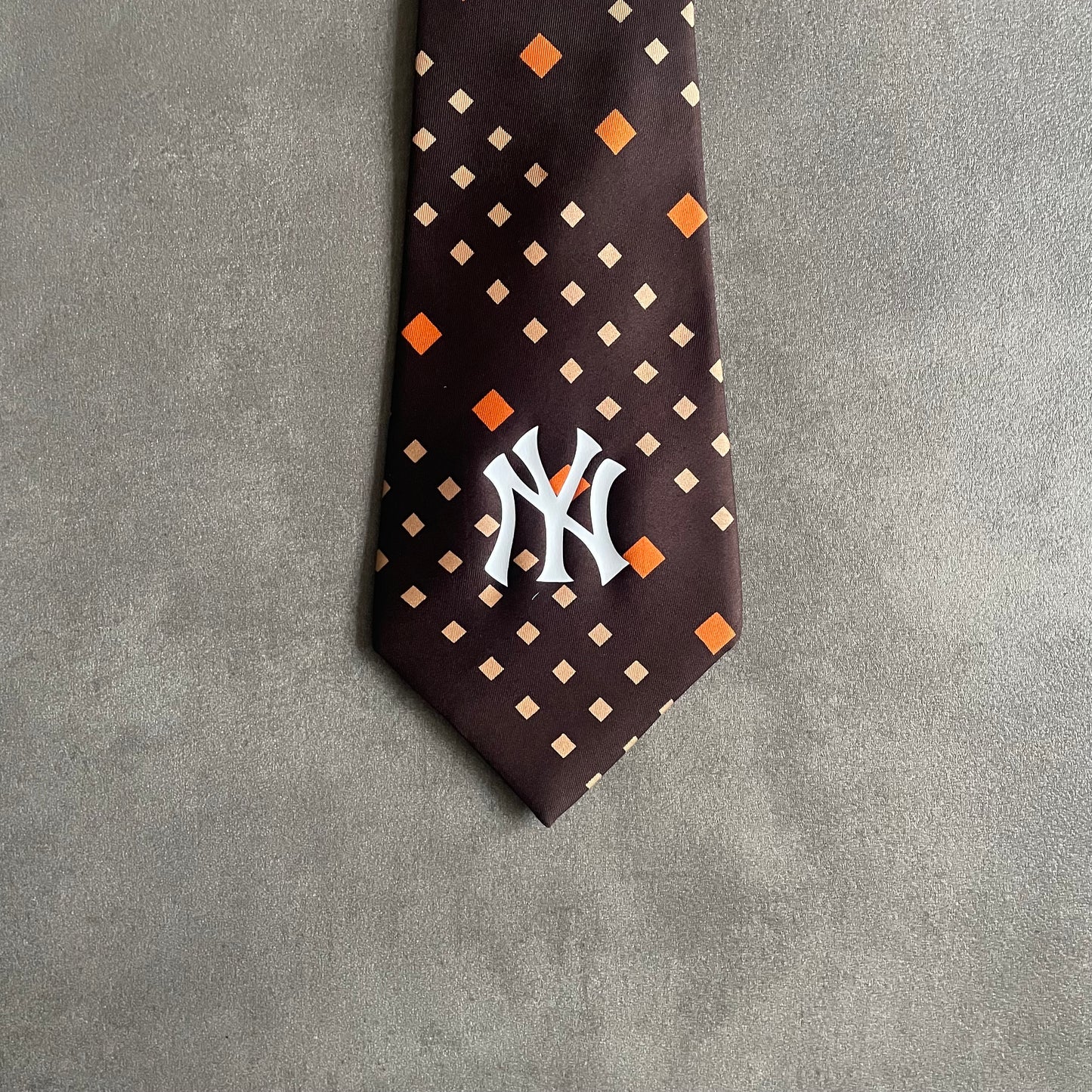 NEW YORK CUSTOM TIE