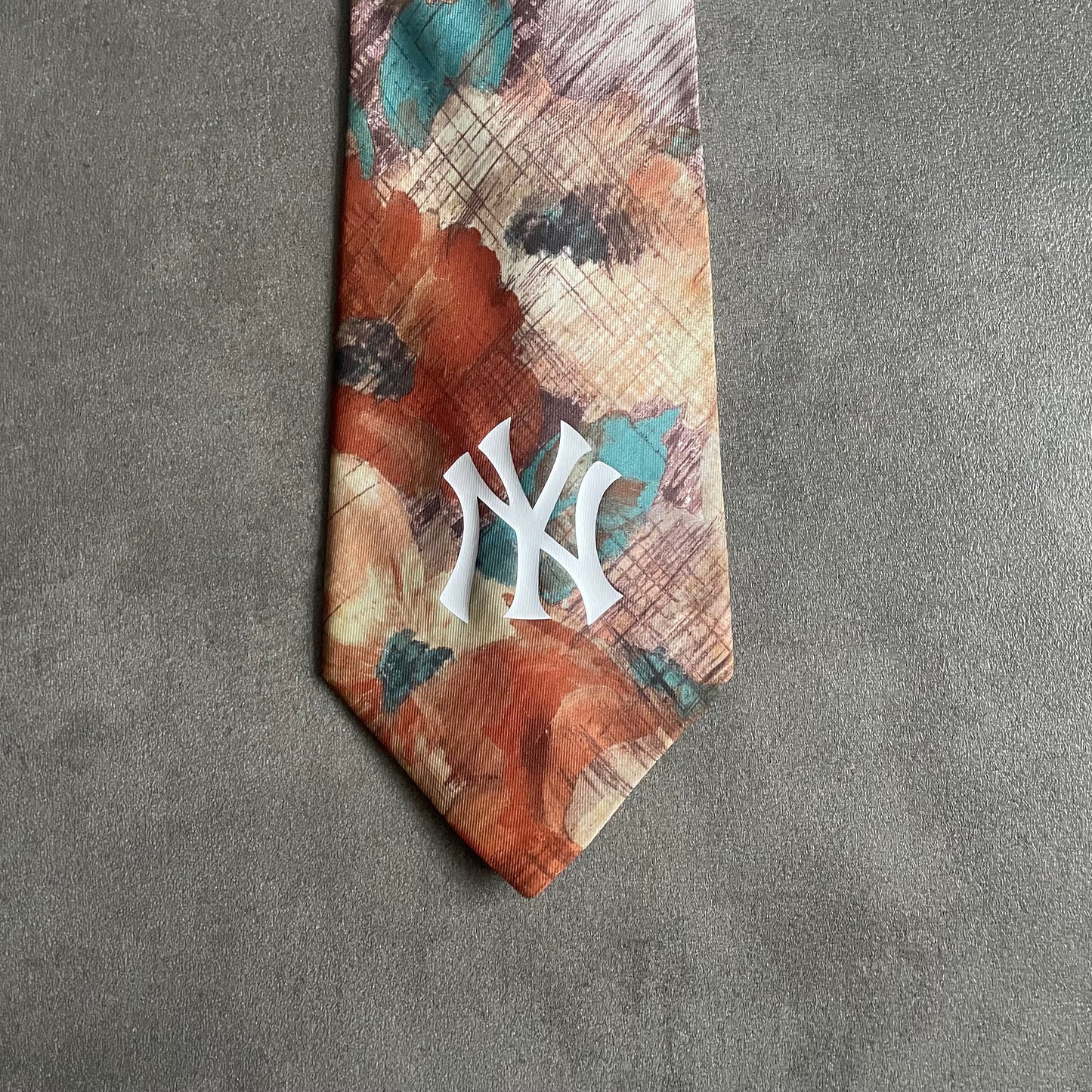 NEW YORK CUSTOM TIE