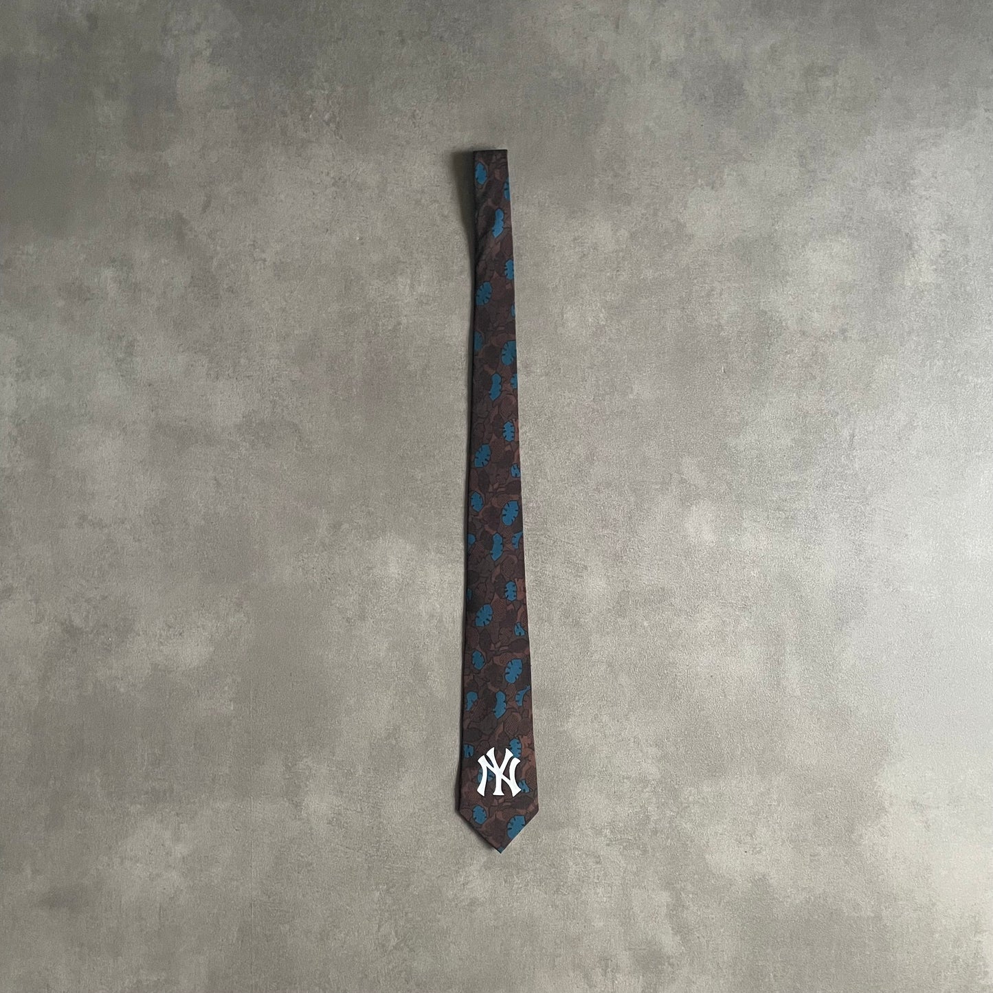 NEW YORK CUSTOM TIE