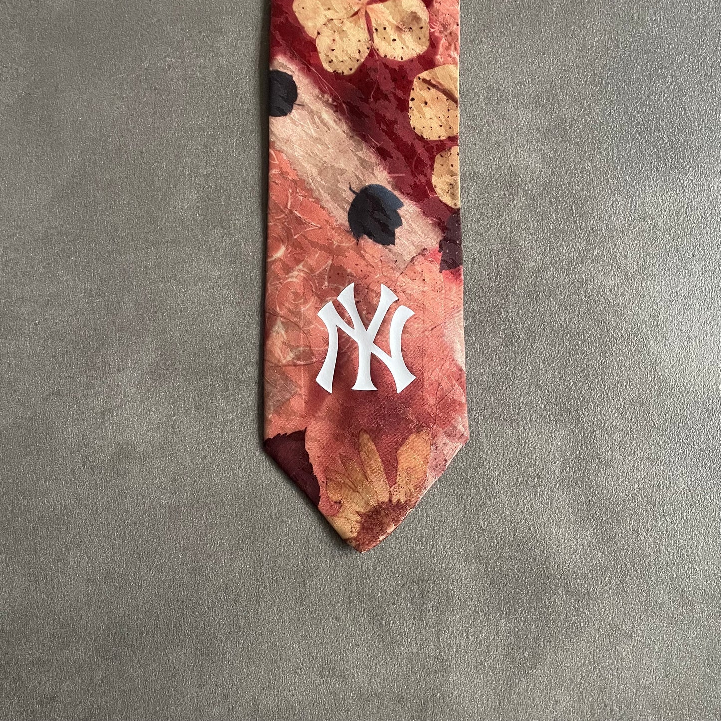 NEW YORK CUSTOM TIE