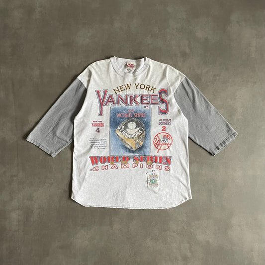 TEAM RATED COMMEMORATIVE LONGSLEEVE NY YANKEES 1995