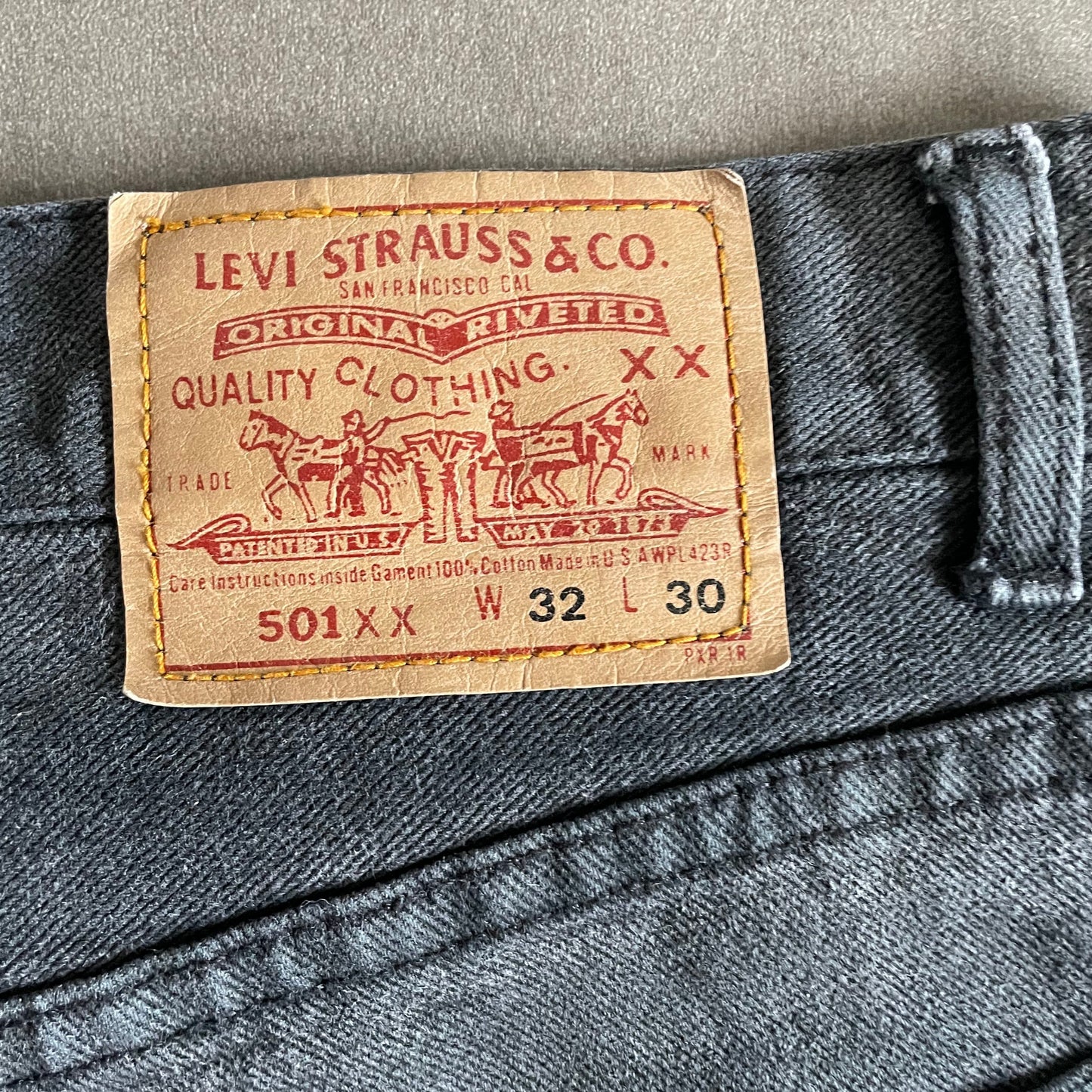 LEVI'S 501 90s (W33 L30)